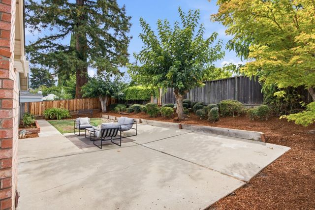 6115 Corte De La Reina, San Jose, CA 95120