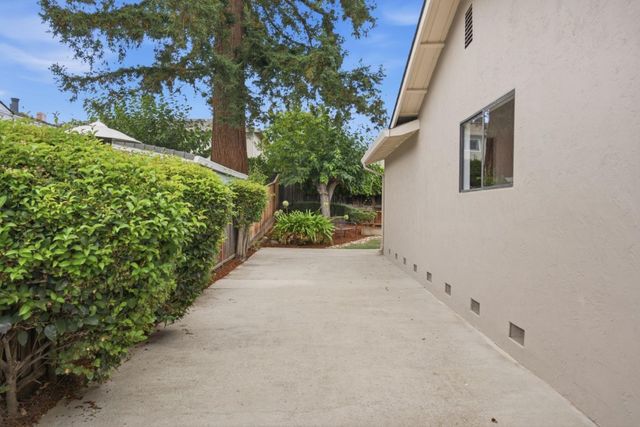 6115 Corte De La Reina, San Jose, CA 95120