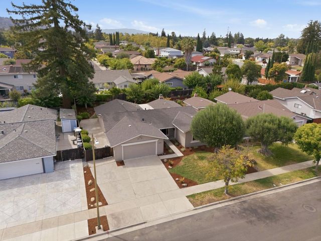 6115 Corte De La Reina, San Jose, CA 95120