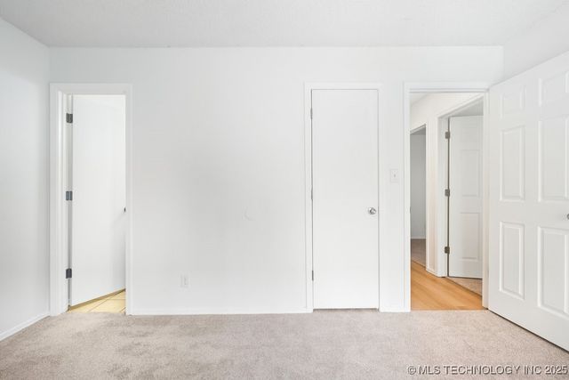 14105 S Hickory Place, Glenpool, OK 74033