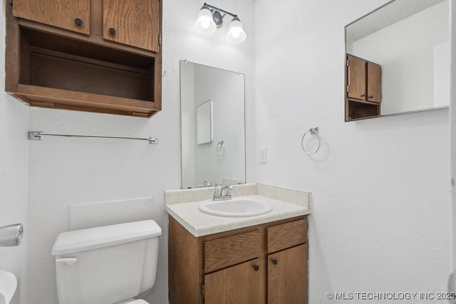 14105 S Hickory Place, Glenpool, OK 74033