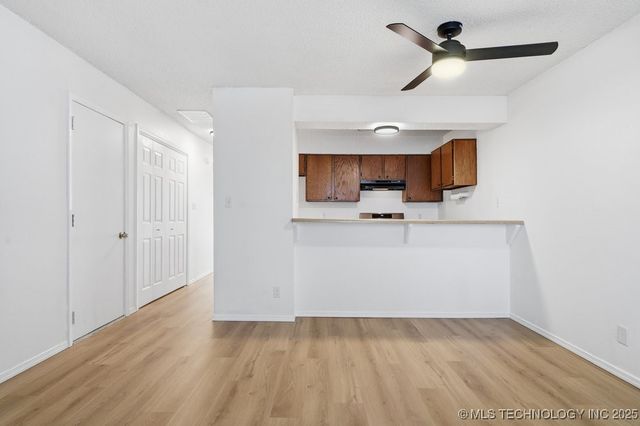 14105 S Hickory Place, Glenpool, OK 74033