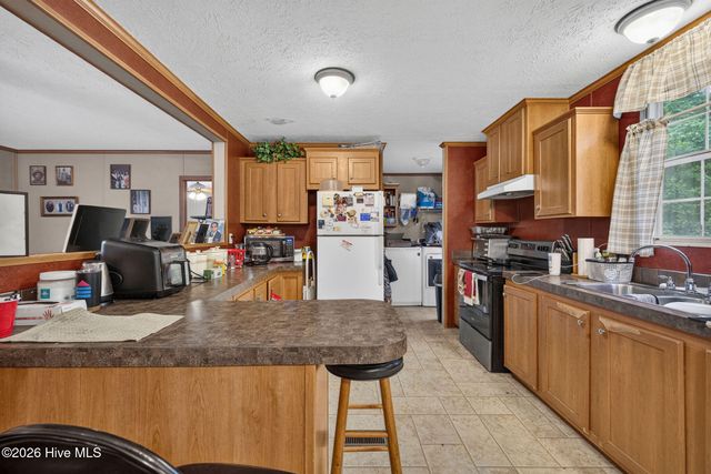 539 Union Bethel Road, Hampstead, NC 28443