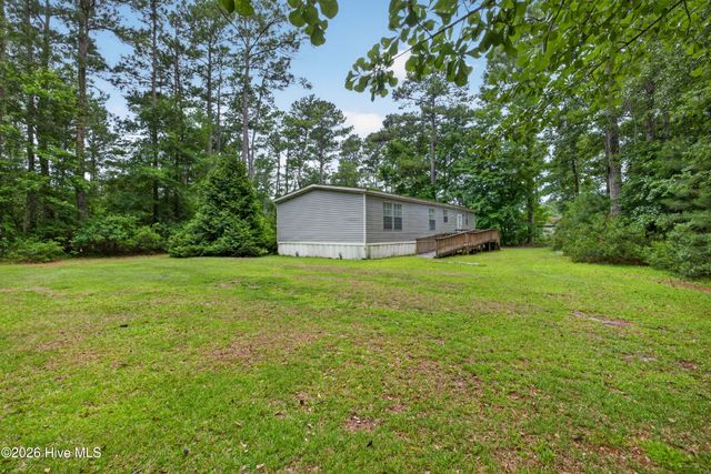 539 Union Bethel Road, Hampstead, NC 28443