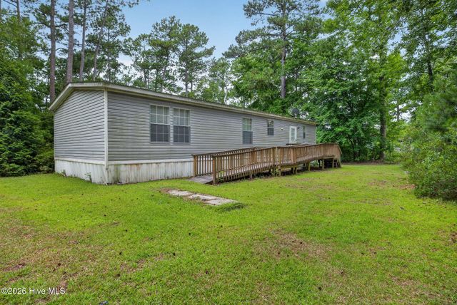 539 Union Bethel Road, Hampstead, NC 28443