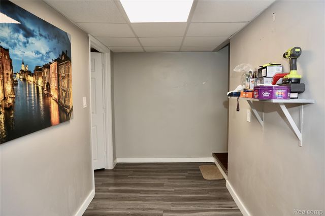 4274 Dickson Drive, Sterling Heights, MI 48310