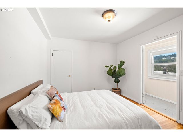 1811 Nw COUCH St 508, Portland, OR 97209