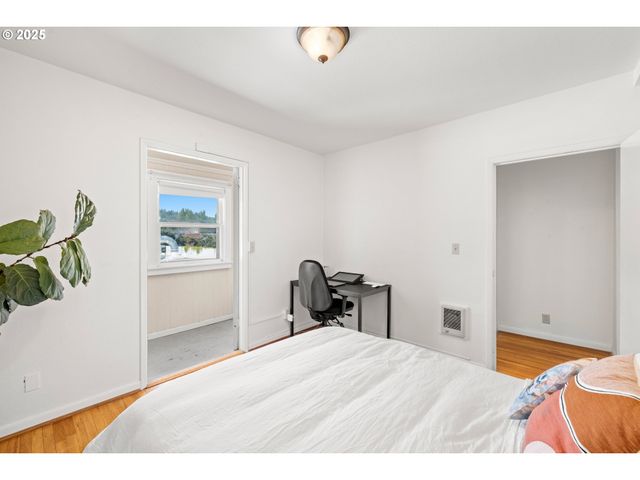 1811 Nw COUCH St 508, Portland, OR 97209