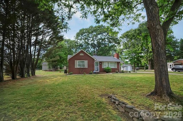 1305 Markway Street, Shelby, NC 28150