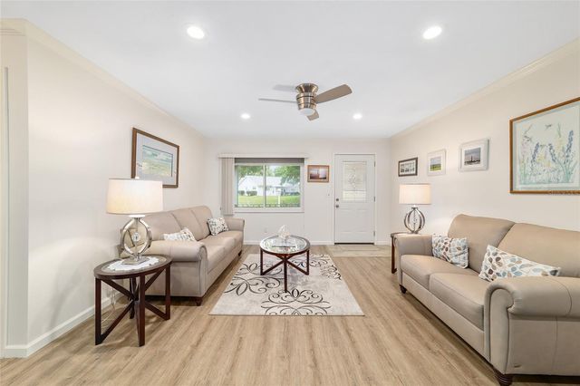 9240 SW 90TH COURT B, Ocala, FL 34481