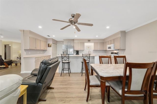 9240 SW 90TH COURT B, Ocala, FL 34481