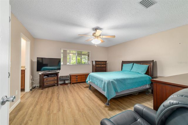 9240 SW 90TH COURT B, Ocala, FL 34481