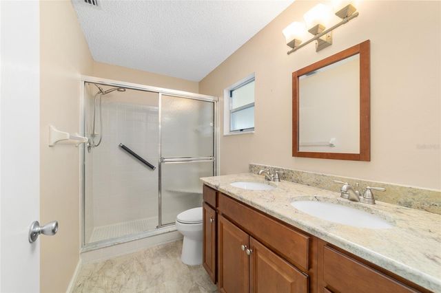 9240 SW 90TH COURT B, Ocala, FL 34481