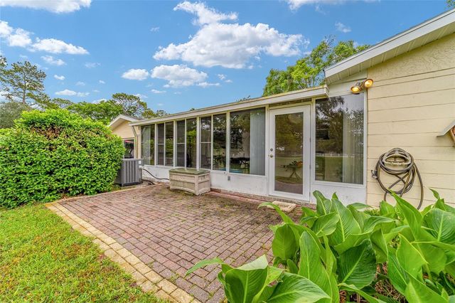 9240 SW 90TH COURT B, Ocala, FL 34481