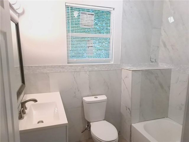 526 S Brookside Avenue, Independence, MO 64053