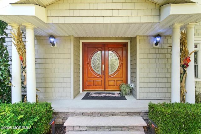 3 Tolas Drive, Holmdel, NJ 07733