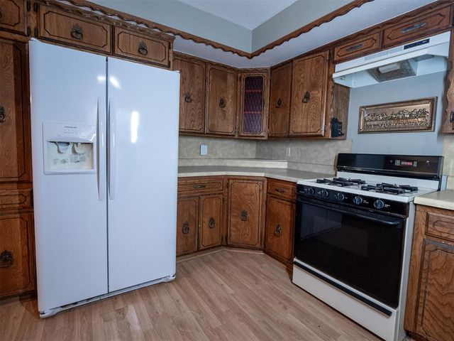 6713 NW 27th Street, Bethany, OK 73008