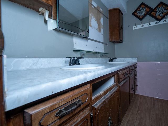 6713 NW 27th Street, Bethany, OK 73008