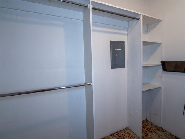 6713 NW 27th Street, Bethany, OK 73008