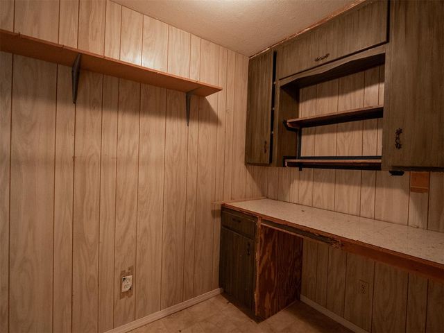 6713 NW 27th Street, Bethany, OK 73008