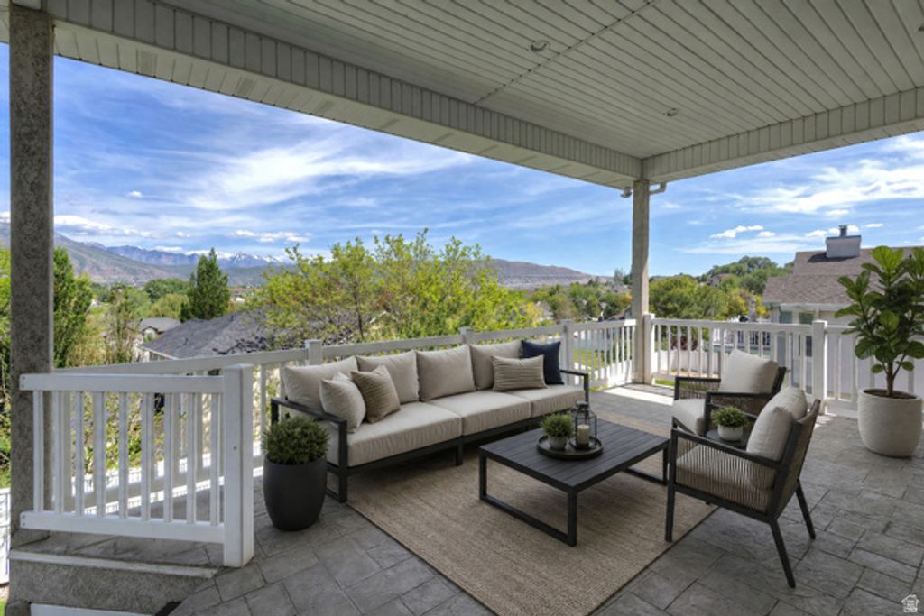 Image 36 of property listing at 12139 S LAMPTON VIEW DR, Riverton, UT 84065