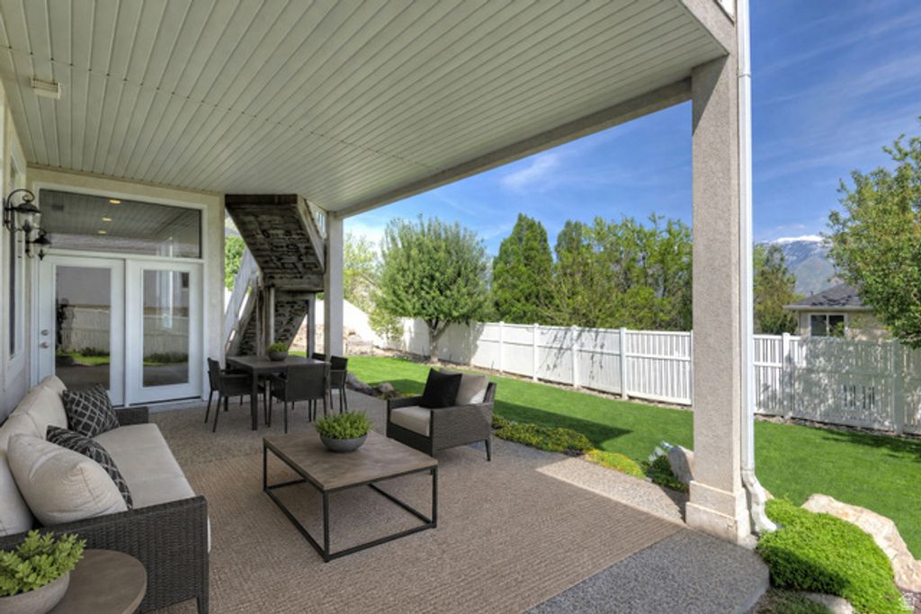 Image 38 of property listing at 12139 S LAMPTON VIEW DR, Riverton, UT 84065