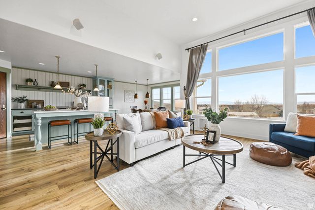 2098 E ELKHORN RD, Eagle Mountain, UT 84005