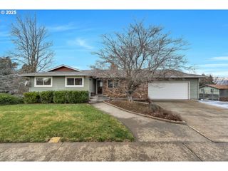 3525 ROYAL CREST Dr, The Dalles, OR 97058