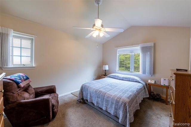 6 Canfield Circle, Dearborn Heights, MI 48127