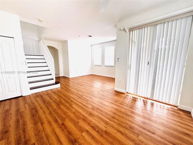 4435 SW 160th Avenue 214, Miramar, FL 33027