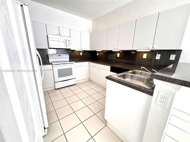 4435 SW 160th Avenue 214, Miramar, FL 33027