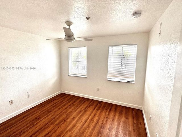 4435 SW 160th Avenue 214, Miramar, FL 33027
