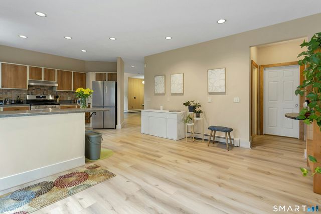 3-C Flak Lane, New Fairfield, CT 06812