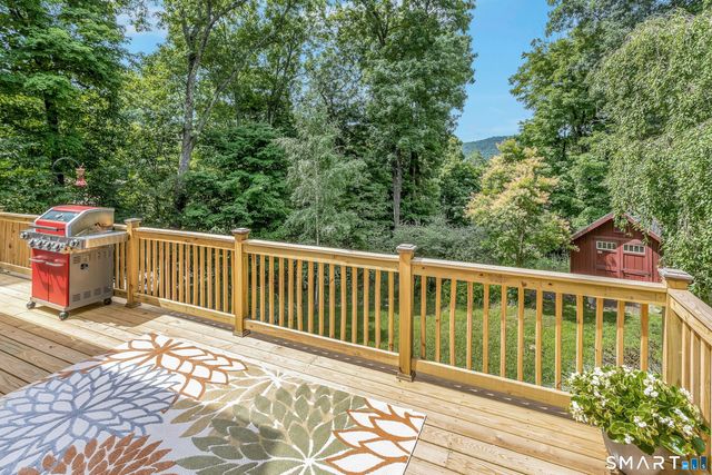 3-C Flak Lane, New Fairfield, CT 06812