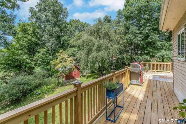 3-C Flak Lane, New Fairfield, CT 06812