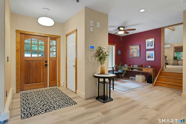 3-C Flak Lane, New Fairfield, CT 06812