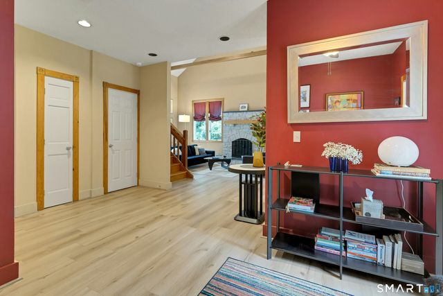 3-C Flak Lane, New Fairfield, CT 06812