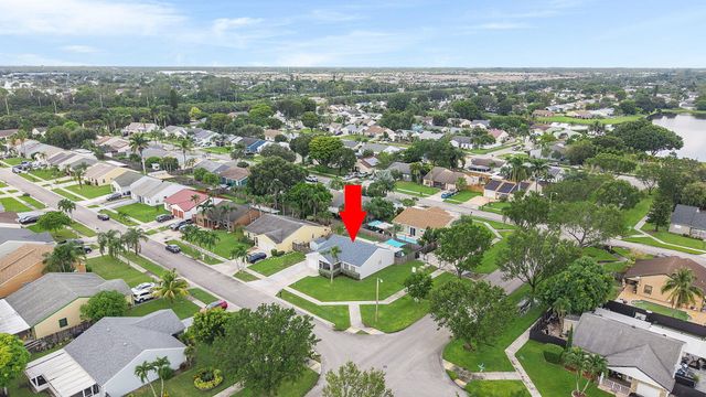 7803 Elwood Drive, Greenacres, FL 33467