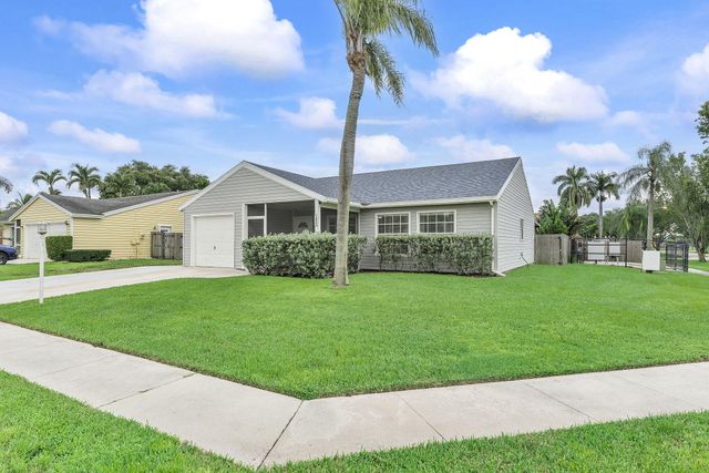 7803 Elwood Drive, Greenacres, FL 33467