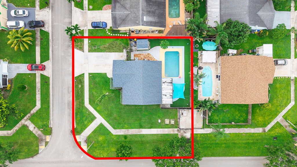 7803 Elwood Drive, Greenacres, FL 33467