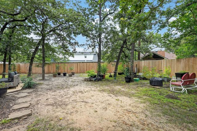 4105 Coventry Court, Bryan, TX 77802