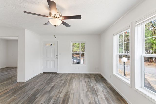 40 Pine Street, Hinsdale, NH 03451