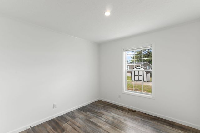 40 Pine Street, Hinsdale, NH 03451