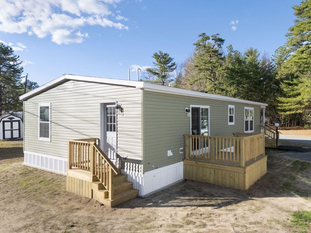 40 Pine Street, Hinsdale, NH 03451