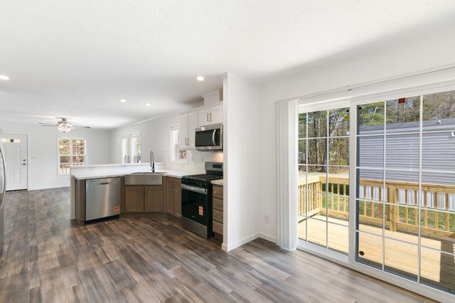 40 Pine Street, Hinsdale, NH 03451