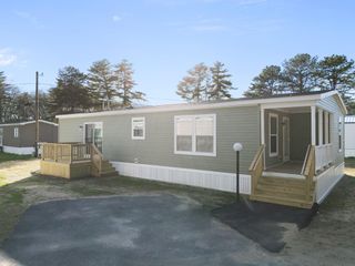 40 Pine Street, Hinsdale, NH 03451