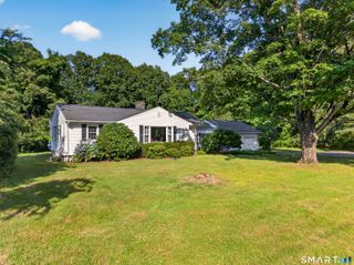 252 Cow Hill Road, Clinton, CT 06413