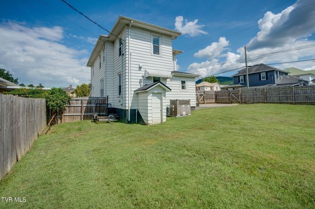 334 Catawba Street, Erwin, TN 37650