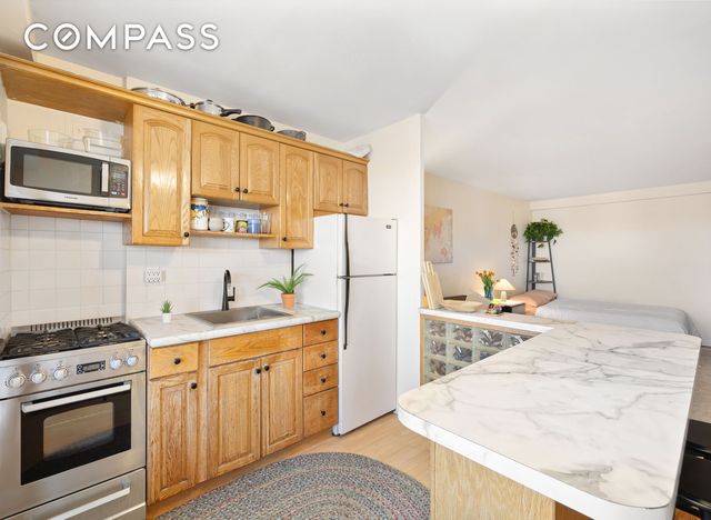 3551 85th St Apt 9N, New York City, NY 11372