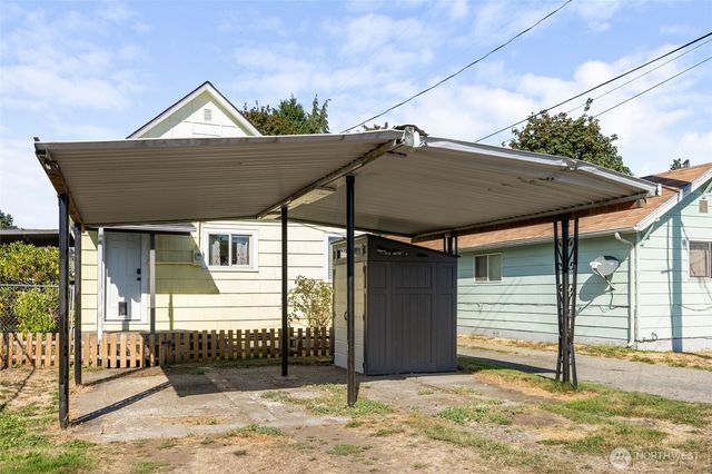 210 S Yew Street, Centralia, WA 98531